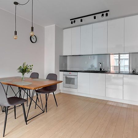 Dom & House - Apartments Chmielna Park 格但斯克 外观 照片