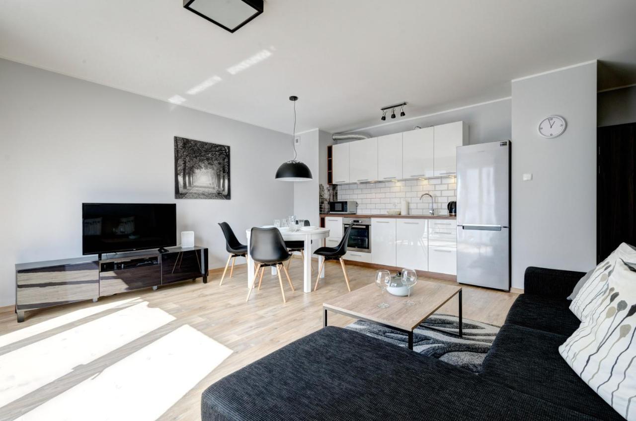 Dom & House - Apartments Chmielna Park 格但斯克 外观 照片