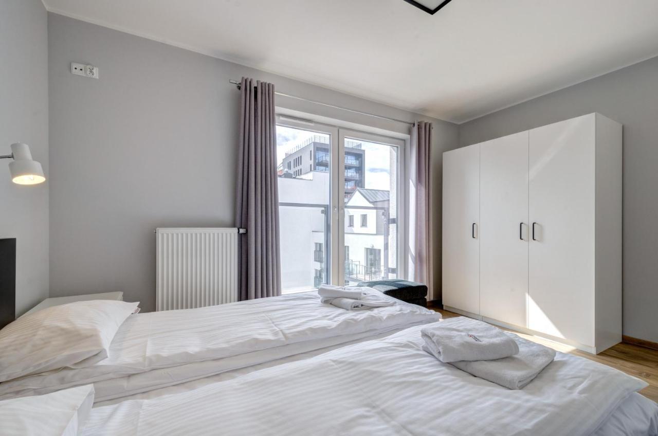 Dom & House - Apartments Chmielna Park 格但斯克 外观 照片