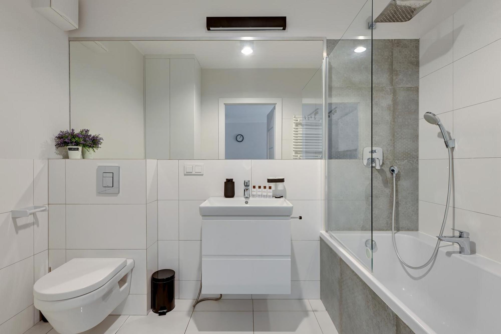 Dom & House - Apartments Chmielna Park 格但斯克 外观 照片