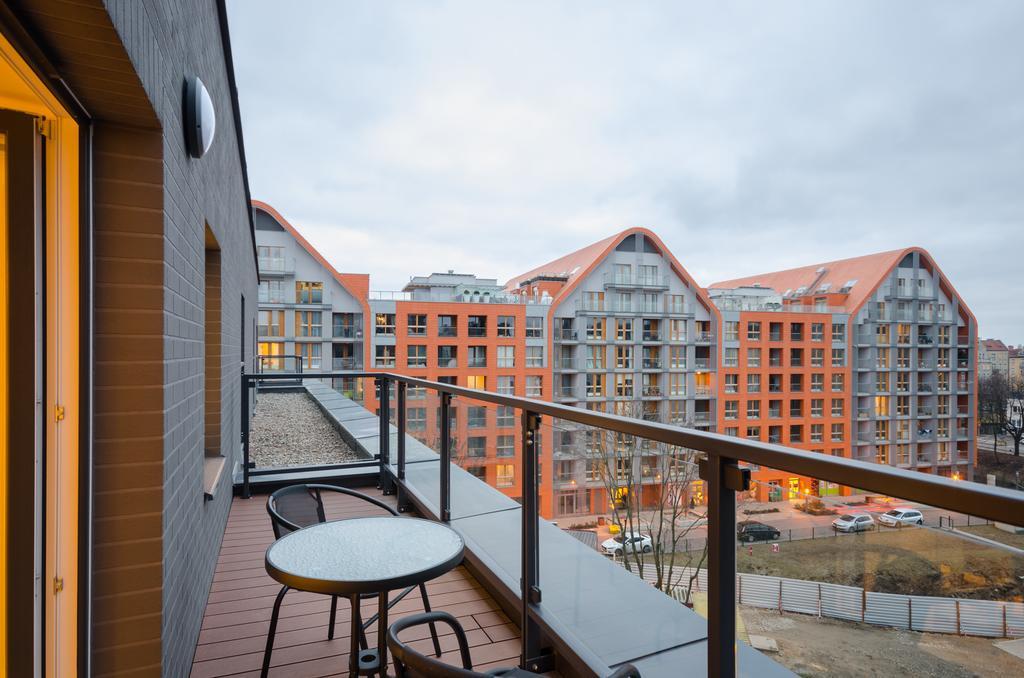 Dom & House - Apartments Chmielna Park 格但斯克 外观 照片