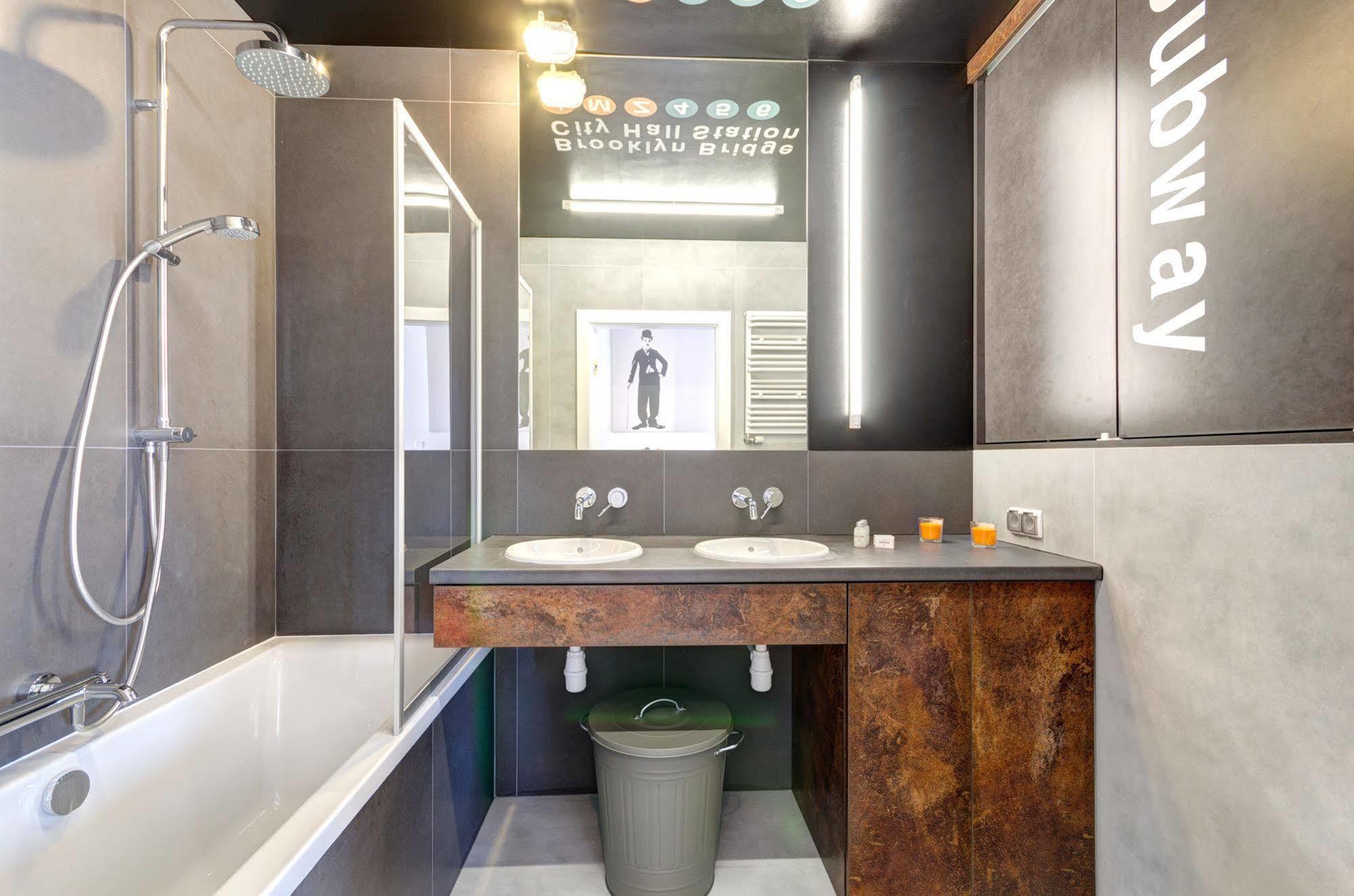 Dom & House - Apartments Chmielna Park 格但斯克 外观 照片